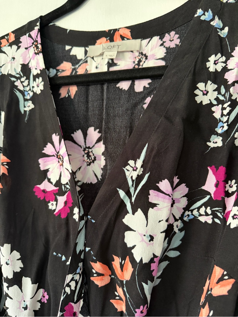 Ann Taylor LOFT Garden Floral Ruffle Romper. NWOT. Size S. - Picture 7 of 9